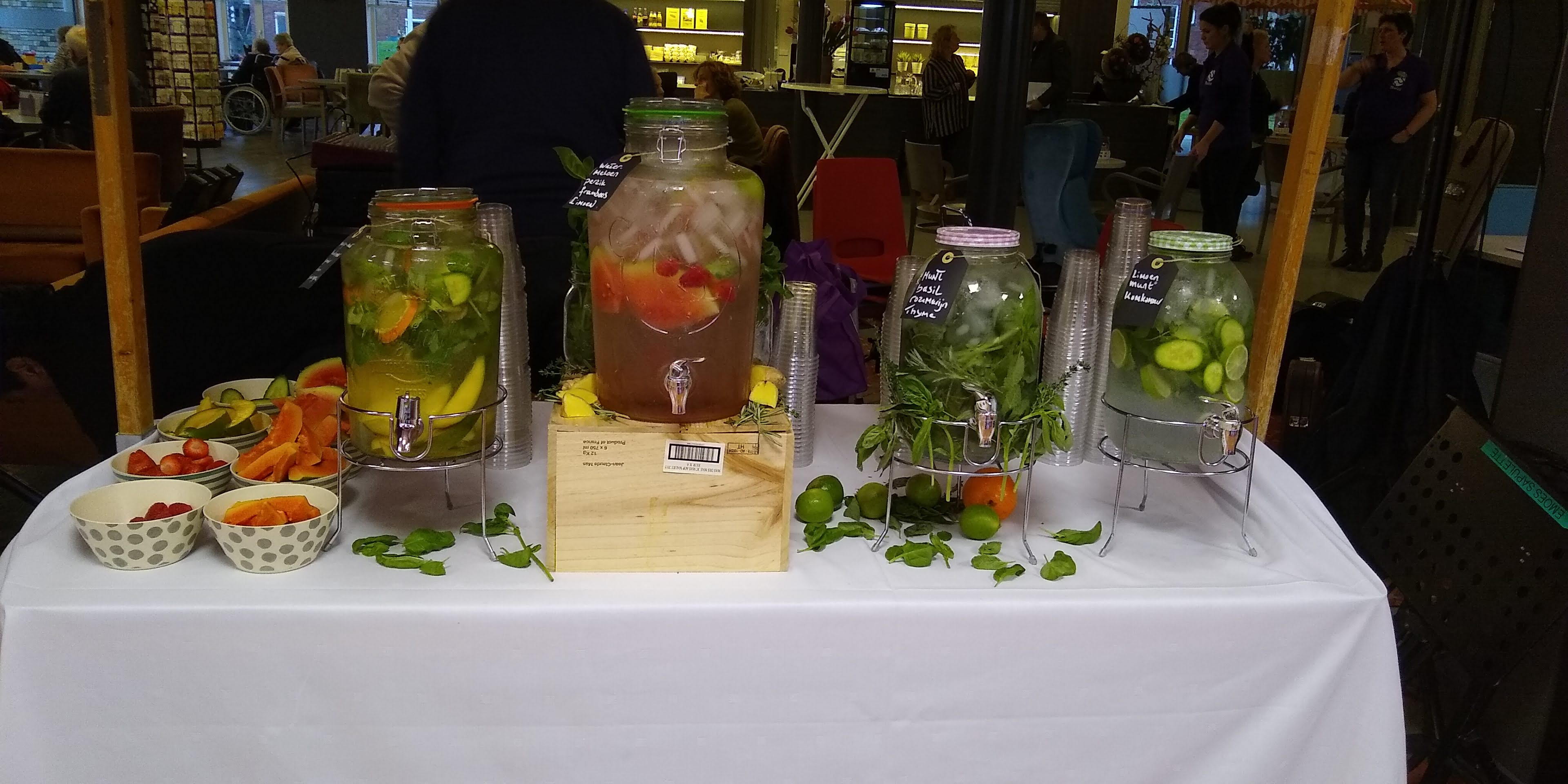 Fruitwater Tap Catering - Medipoint voorbeeld